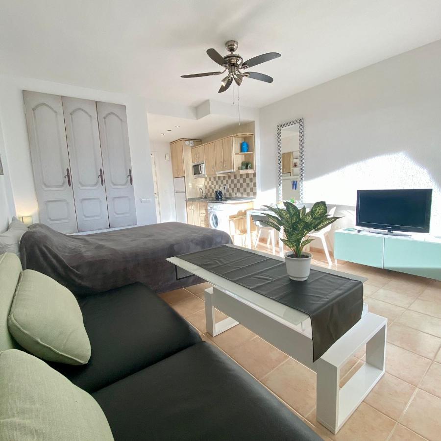 Benalbeach Seaview Studio Apartment Benalmadena Exterior photo