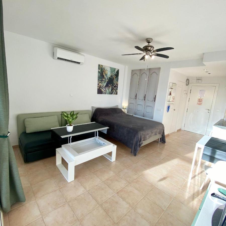 Benalbeach Seaview Studio Apartment Benalmadena Exterior photo